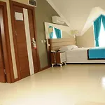 马尔坎度假酒店 3* 厄吕代尼兹