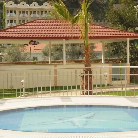 Ξενοδοχείο Marcan 3*