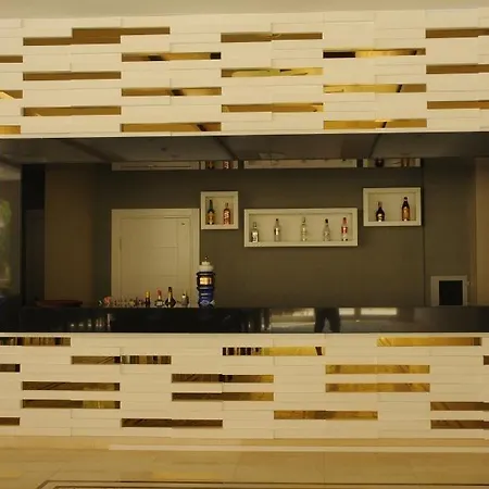 马尔坎度假酒店 酒店 厄吕代尼兹